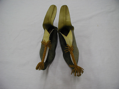 貴族の靴（イギリス17世紀）の画像